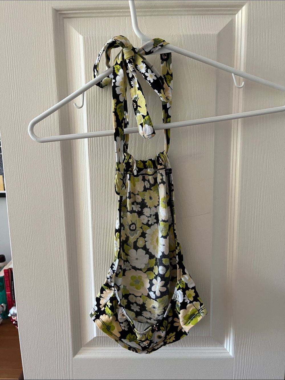 Motel Rocks Floral Cropped Backless Halter Top - Picture 2 of 3